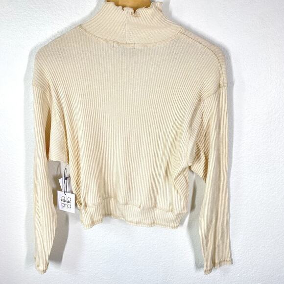 La La Land Sweater Ribbed Mock Neck Ivory NWT Size M - Picture 3 of 6